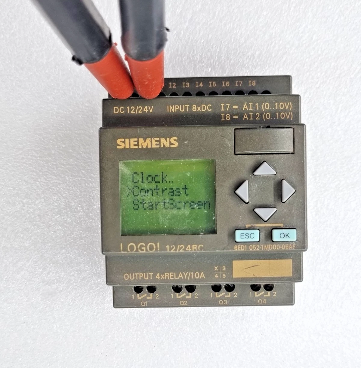 Siemens 6ED1052-1MD00-0BA5 12/24VDC 12/24RC LOGO 6ED10521MD000BA5 (USED)